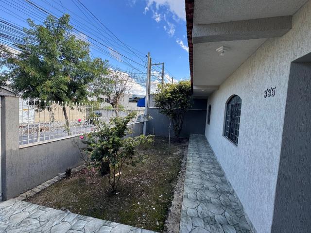 Casa / Sobrado para Locação em Curitiba/PR Capão da Imbuia 3 Quartos