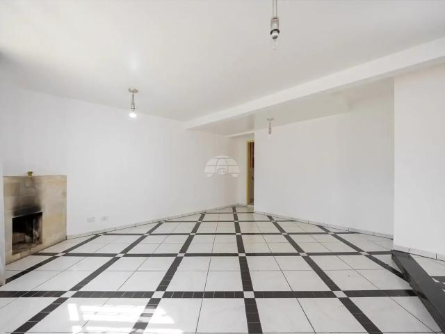 Casa / Sobrado para Locação em Curitiba/PR Capão da Imbuia 4 Quartos