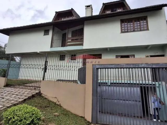 Casa / Sobrado para Locação em Curitiba/PR Capão da Imbuia 4 Quartos