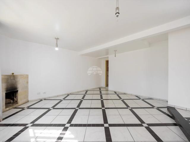 Casa / Sobrado para Locação em Curitiba/PR Capão da Imbuia 4 Quartos
