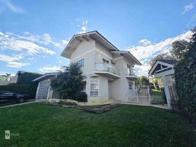 Casa / Sobrado para Locação em Curitiba/PR Capão da Imbuia 4 Quartos