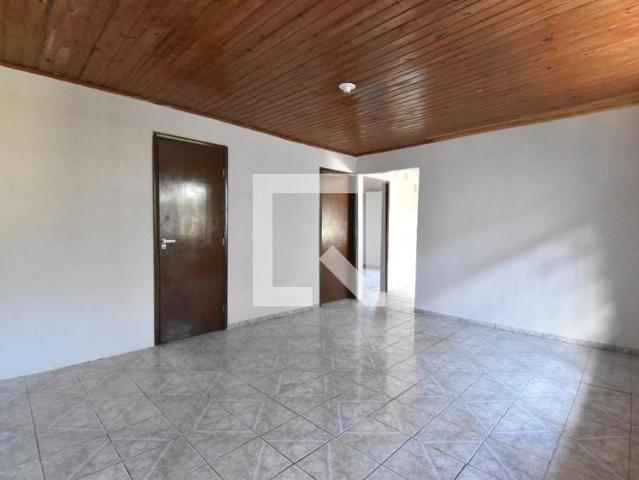 Casa / Sobrado para Locação em Curitiba/PR Capão Raso 3 Quartos
