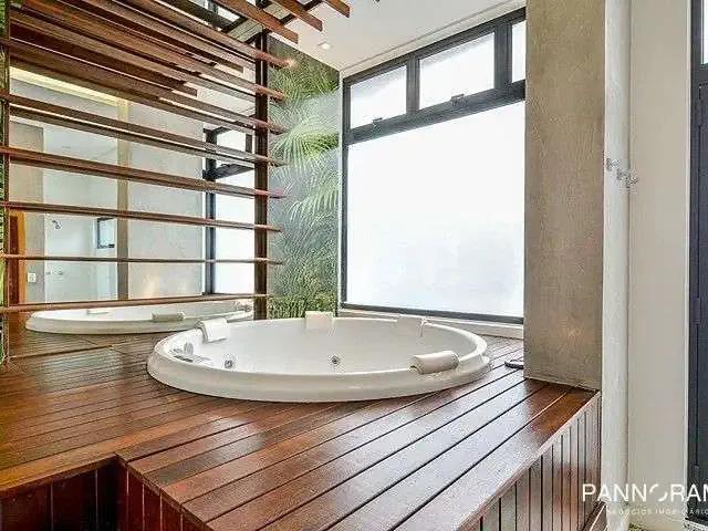 Casa / Sobrado para Locação em Curitiba/PR Centro 1 Quartos
