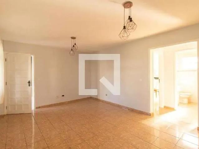 Casa / Sobrado para Locação em Curitiba/PR Cidade Industrial 4 Quartos