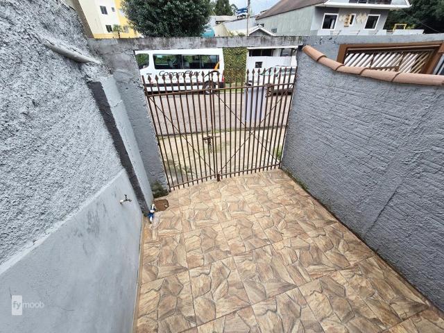 Casa / Sobrado para Locação em Curitiba/PR Cidade Industrial 2 Quartos
