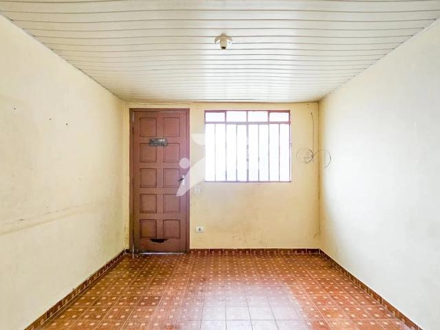 Casa / Sobrado para Locação em Curitiba/PR Cidade Industrial 2 Quartos