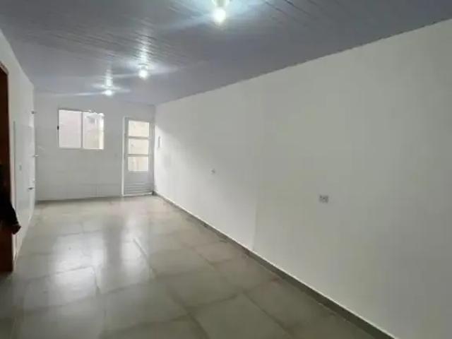 Casa / Sobrado para Locação em Curitiba/PR Cidade Industrial 2 Quartos