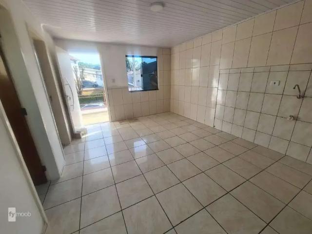 Casa / Sobrado para Locação em Curitiba/PR Cidade Industrial 2 Quartos