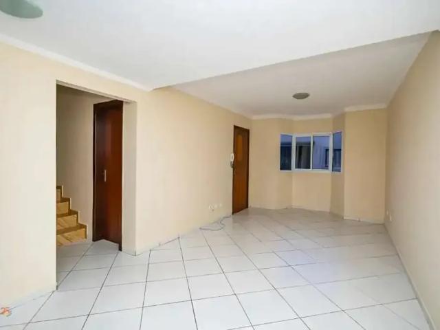 Casa / Sobrado para Locação em Curitiba/PR Cidade Industrial 3 Quartos