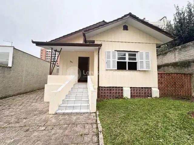 Casa / Sobrado para Locação em Curitiba/PR Cristo Rei 3 Quartos