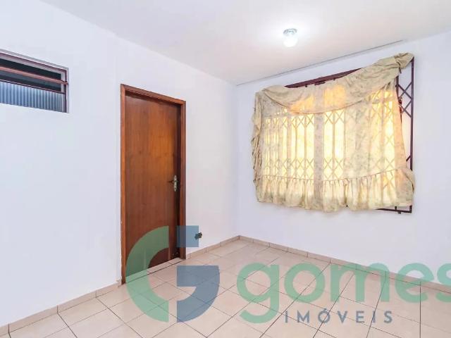 Casa / Sobrado para Locação em Curitiba/PR Fanny 3 Quartos