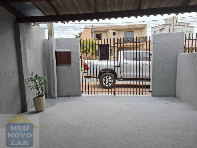 Casa / Sobrado para Locação em Curitiba/PR Fazendinha 2 Quartos