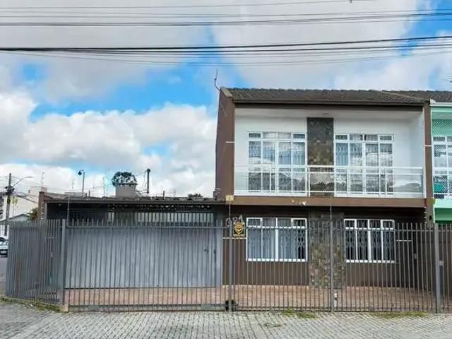 Casa / Sobrado para Locação em Curitiba/PR Fazendinha 3 Quartos