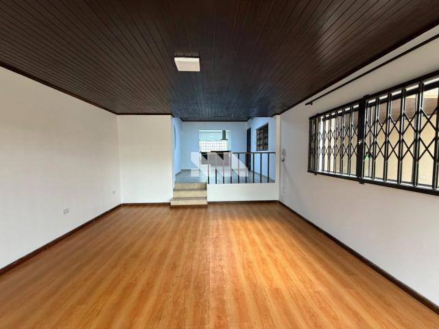 Casa / Sobrado para Locação em Curitiba/PR Fazendinha 3 Quartos
