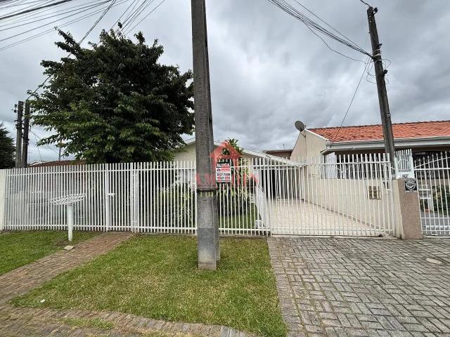Casa / Sobrado para Locação em Curitiba/PR Fazendinha 4 Quartos