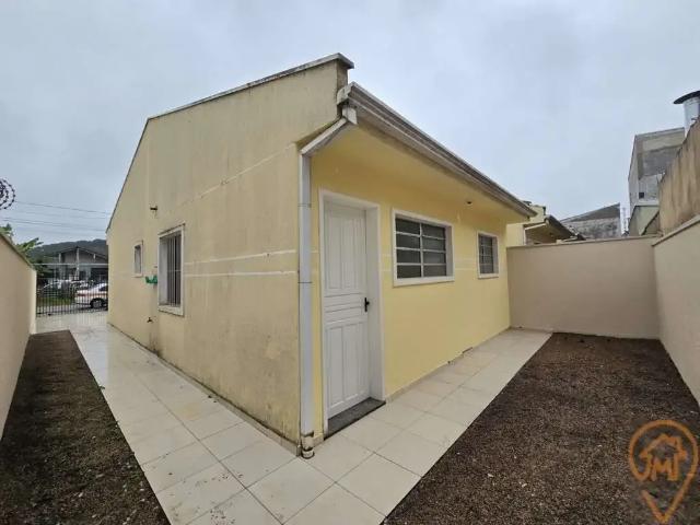 Casa / Sobrado para Locação em Curitiba/PR Ganchinho 2 Quartos