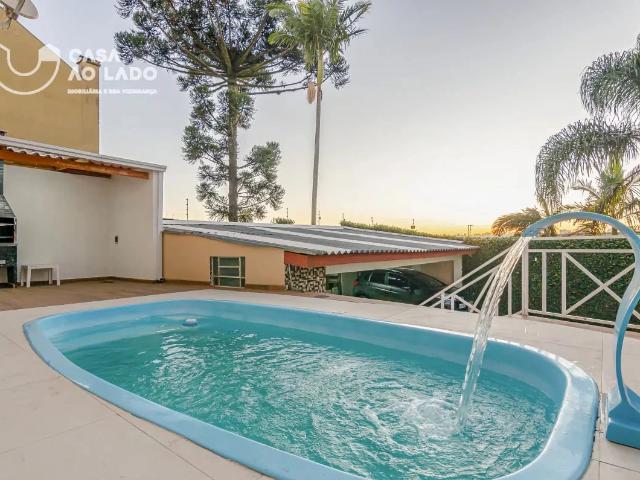 Casa / Sobrado para Locação em Curitiba/PR Guabirotuba 4 Quartos