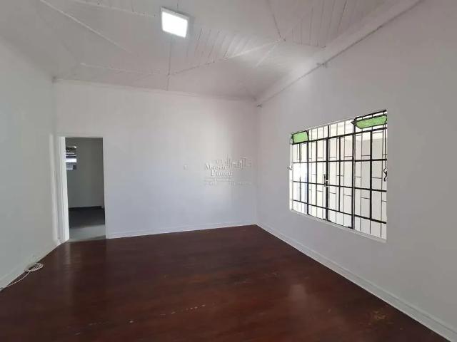 Casa / Sobrado para Locação em Curitiba/PR Guabirotuba 3 Quartos