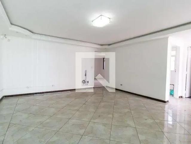 Casa / Sobrado para Locação em Curitiba/PR Hauer 8 Quartos
