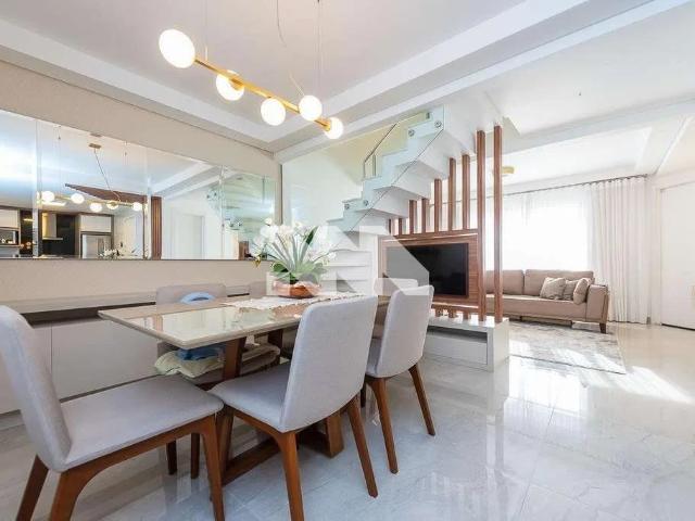 Casa / Sobrado para Locação em Curitiba/PR Hauer 3 Quartos