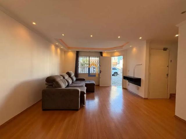 Casa / Sobrado para Locação em Curitiba/PR Hauer 3 Quartos