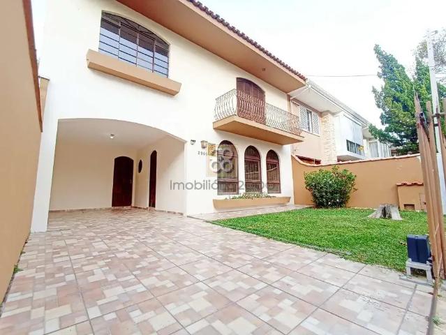 Casa / Sobrado para Locação em Curitiba/PR Hugo Lange 3 Quartos