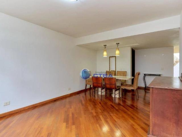 Casa / Sobrado para Locação em Curitiba/PR Hugo Lange 4 Quartos