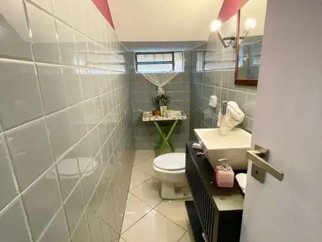 Casa / Sobrado para Locação em Curitiba/PR Hugo Lange 4 Quartos
