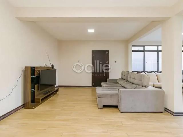 Casa / Sobrado para Locação em Curitiba/PR Jardim Botânico 4 Quartos
