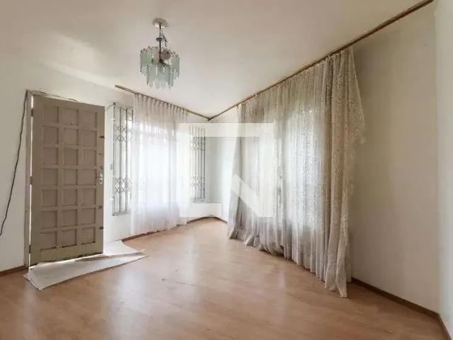 Casa / Sobrado para Locação em Curitiba/PR Jardim das Américas 3 Quartos