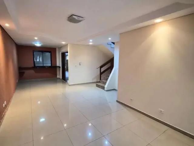 Casa / Sobrado para Locação em Curitiba/PR Jardim das Américas 3 Quartos