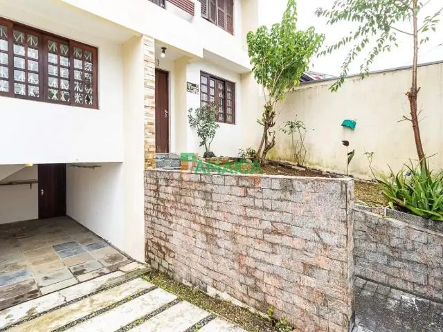 Casa / Sobrado para Locação em Curitiba/PR Jardim das Américas 3 Quartos