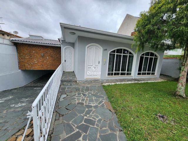 Casa / Sobrado para Locação em Curitiba/PR Jardim das Américas 3 Quartos