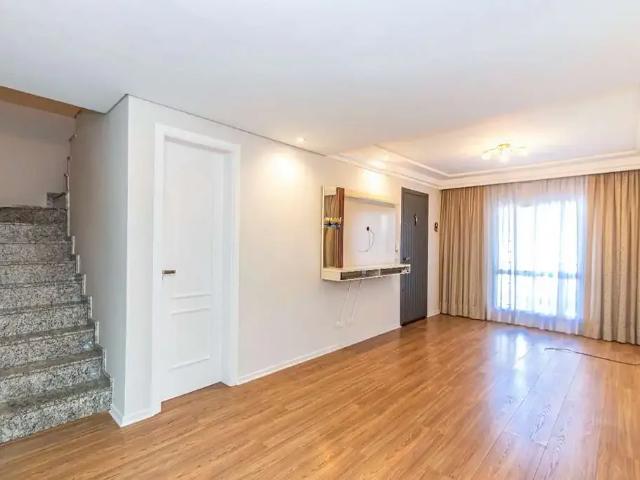 Casa / Sobrado para Locação em Curitiba/PR Jardim das Américas 3 Quartos