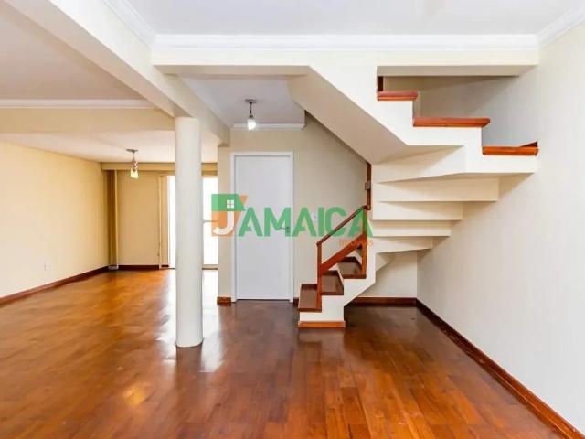 Casa / Sobrado para Locação em Curitiba/PR Jardim das Américas 3 Quartos