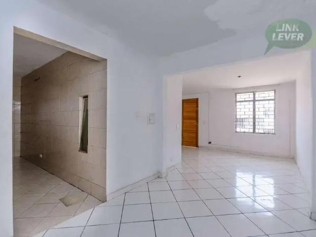 Casa / Sobrado para Locação em Curitiba/PR Jardim Social 3 Quartos