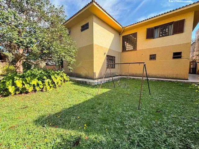 Casa / Sobrado para Locação em Curitiba/PR Jardim Social 5 Quartos