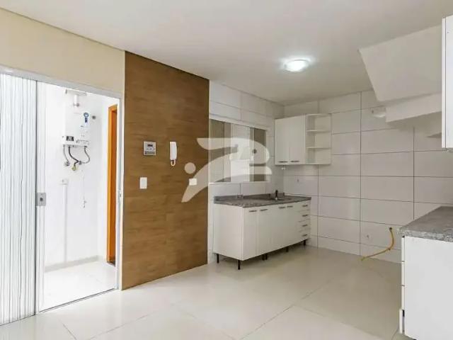 Casa / Sobrado para Locação em Curitiba/PR Lindóia 3 Quartos