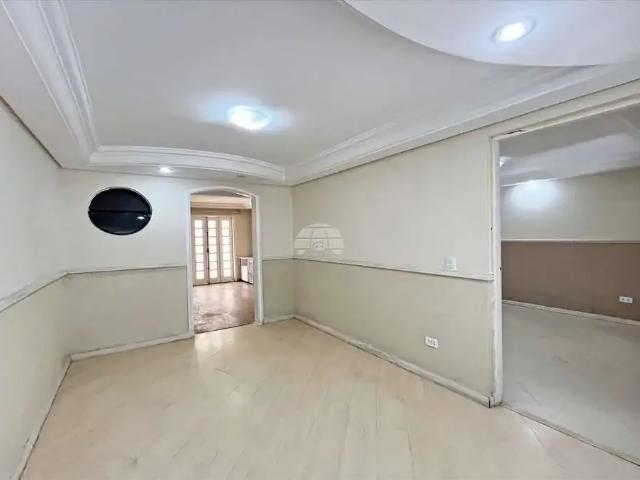 Casa / Sobrado para Locação em Curitiba/PR Mercês 3 Quartos