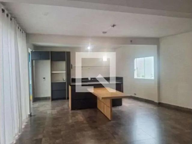 Casa / Sobrado para Locação em Curitiba/PR Mossunguê 3 Quartos