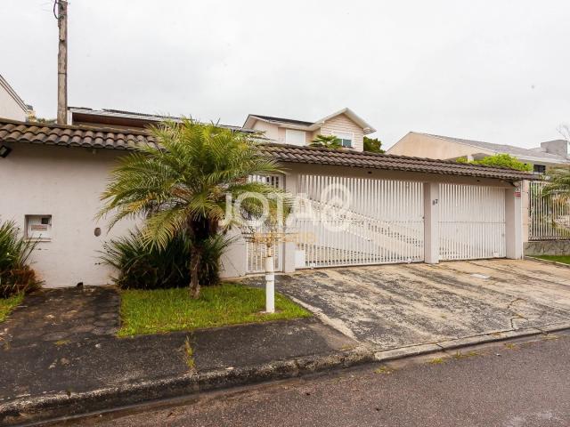 Casa / Sobrado para Locação em Curitiba/PR Mossunguê 4 Quartos