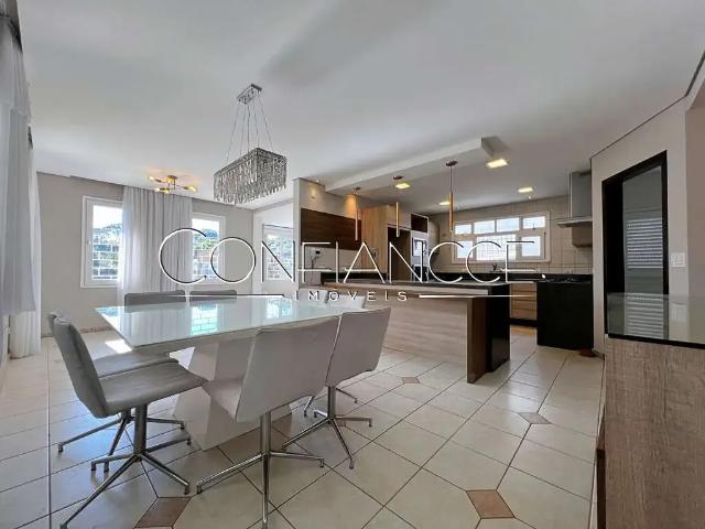 Casa / Sobrado para Locação em Curitiba/PR Mossunguê 4 Quartos