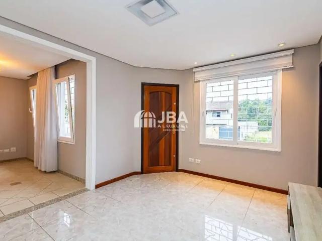 Casa / Sobrado para Locação em Curitiba/PR Mossunguê 4 Quartos