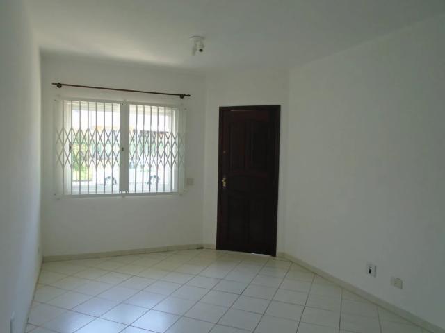 Casa / Sobrado para Locação em Curitiba/PR Novo Mundo 3 Quartos