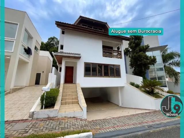 Casa / Sobrado para Locação em Curitiba/PR Orleans 3 Quartos