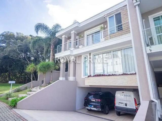 Casa / Sobrado para Locação em Curitiba/PR Orleans 4 Quartos