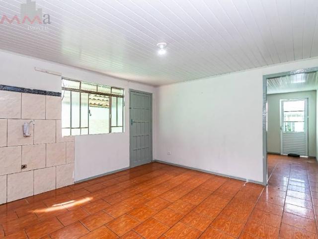 Casa / Sobrado para Locação em Curitiba/PR Pinheirinho 1 Quartos