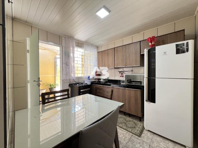 Casa / Sobrado para Locação em Curitiba/PR Pinheirinho 1 Quartos