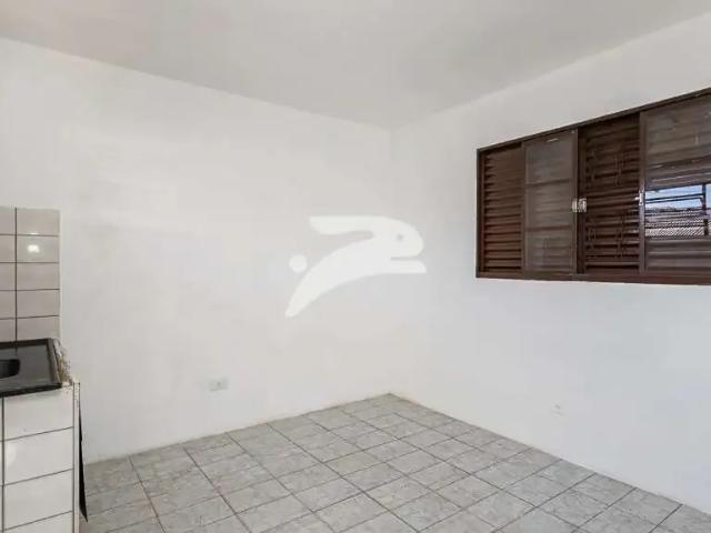 Casa / Sobrado para Locação em Curitiba/PR Pinheirinho 1 Quartos