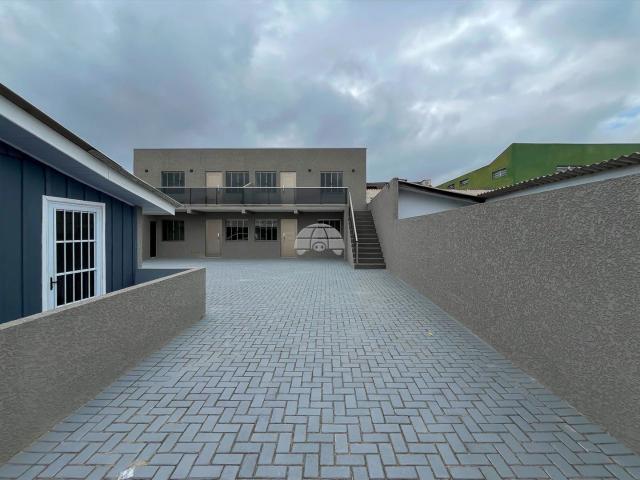 Casa / Sobrado para Locação em Curitiba/PR Pinheirinho 2 Quartos